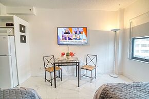 Private Apartments at the Casablanca