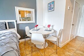 Private Apartments at the Casablanca