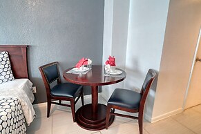Private Apartments at the Casablanca