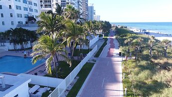 Private Apartments at the Casablanca