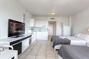 Private Apartments at the Casablanca