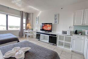 Private Apartments at the Casablanca