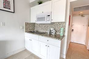 Private Apartments at the Casablanca