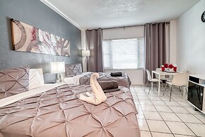 Private Apartments at the Casablanca