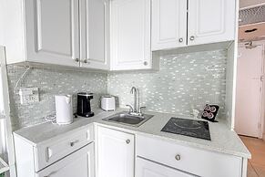 Private Apartments at the Casablanca