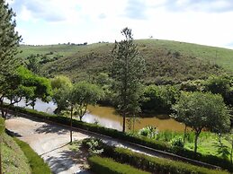 Pousada Fazenda Recanto dos Carvalhos