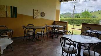 Pousada Fazenda Recanto dos Carvalhos