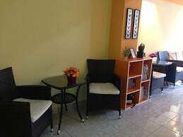 Just Chill Inn - Hostel