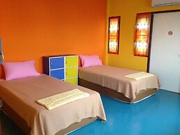 Just Chill Inn - Hostel