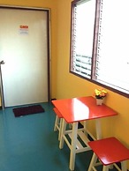 Just Chill Inn - Hostel