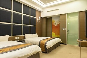 Renyi Lake Hotel