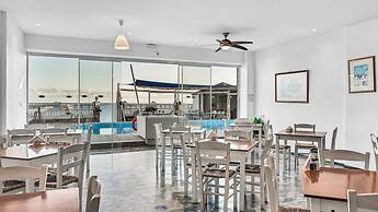 Sunset Beach Hotel