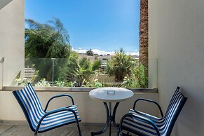 Sunset Beach Hotel