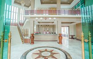 Saint Tropez Beach Resort Hotel