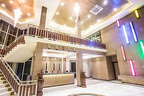 Saint Tropez Beach Resort Hotel