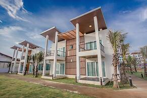 Saint Tropez Beach Resort Hotel