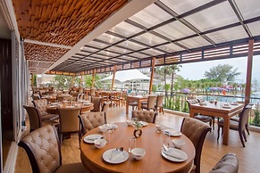 Saint Tropez Beach Resort Hotel