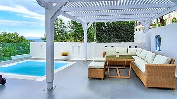 Panorama Suites & Spa