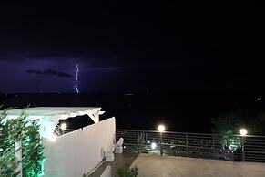 Panorama Suites & Spa