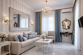 Panorama Suites & Spa