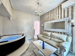 Panorama Suites & Spa