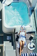 Panorama Suites & Spa