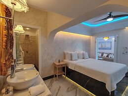 Panorama Suites & Spa