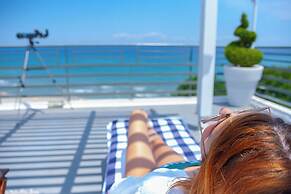 Panorama Suites & Spa