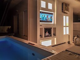 Panorama Suites & Spa