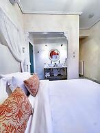 Panorama Suites & Spa