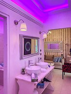 Panorama Suites & Spa