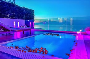 Panorama Suites & Spa