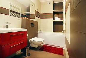 LIVIN Apartments