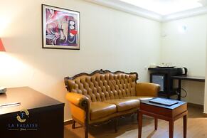 Hôtel Résidence La Falaise