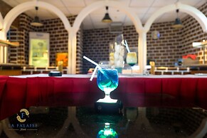 Hôtel Résidence La Falaise