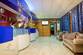 Hôtel Résidence La Falaise