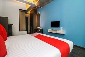 Aim House Bangkok Hotel