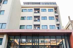 Aim House Bangkok Hotel