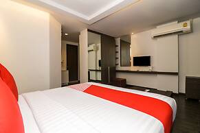 Aim House Bangkok Hotel