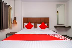 Aim House Bangkok Hotel