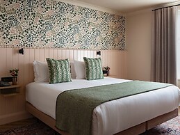 The Ashe Hotel