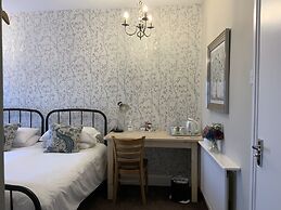 Red Lion Inn Partney