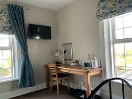 Red Lion Inn Partney