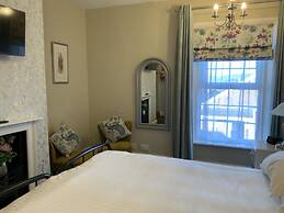 Red Lion Inn Partney
