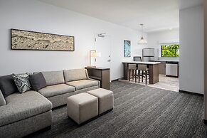 Hyatt House Naples/5th Avenue