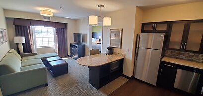 Staybridge Suites Eau Claire - Altoona by IHG