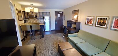 Staybridge Suites Eau Claire - Altoona by IHG