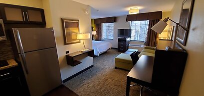Staybridge Suites Eau Claire - Altoona by IHG