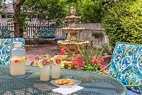 Silver Heart Inn and Cottages