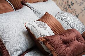 Silver Heart Inn and Cottages